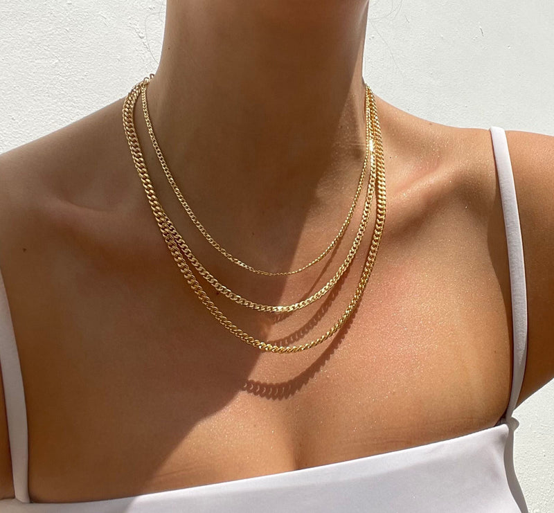 three layered chain necklace gold