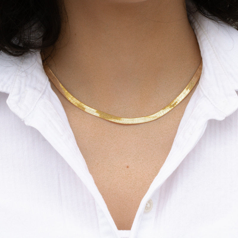 thick herringbone chain necklace