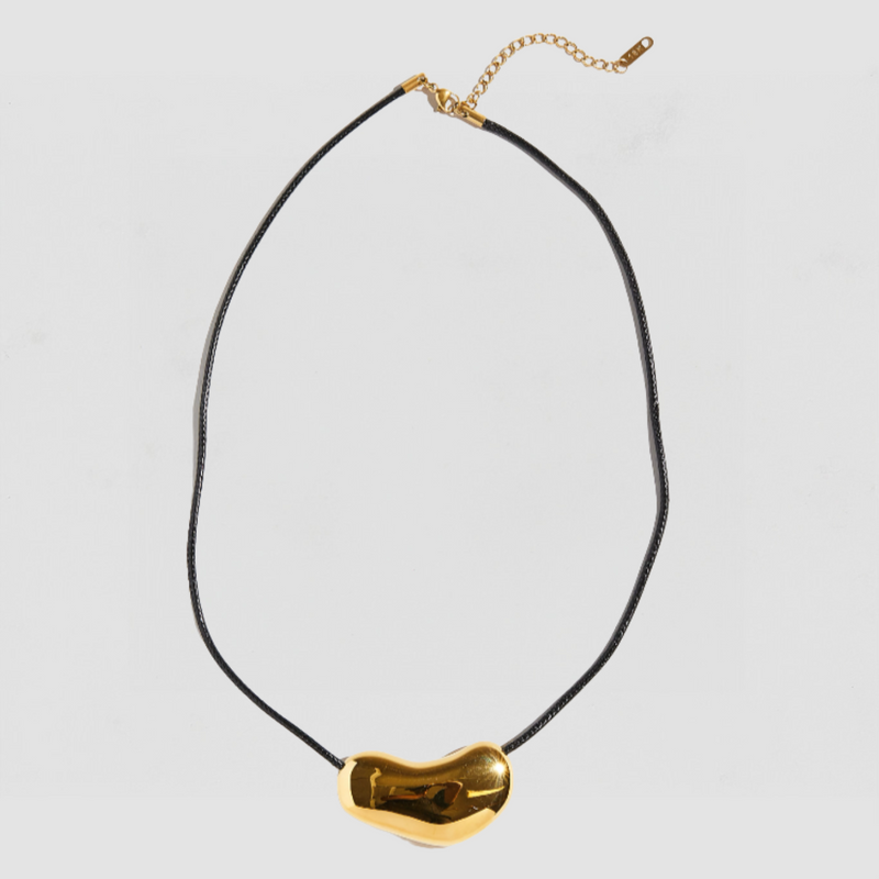 THE AYA PENDANT NECKLACE