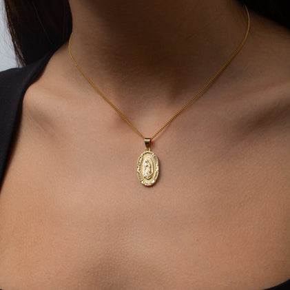 THE PAVE BAR GUADALUPE PENDANT NECKLACE