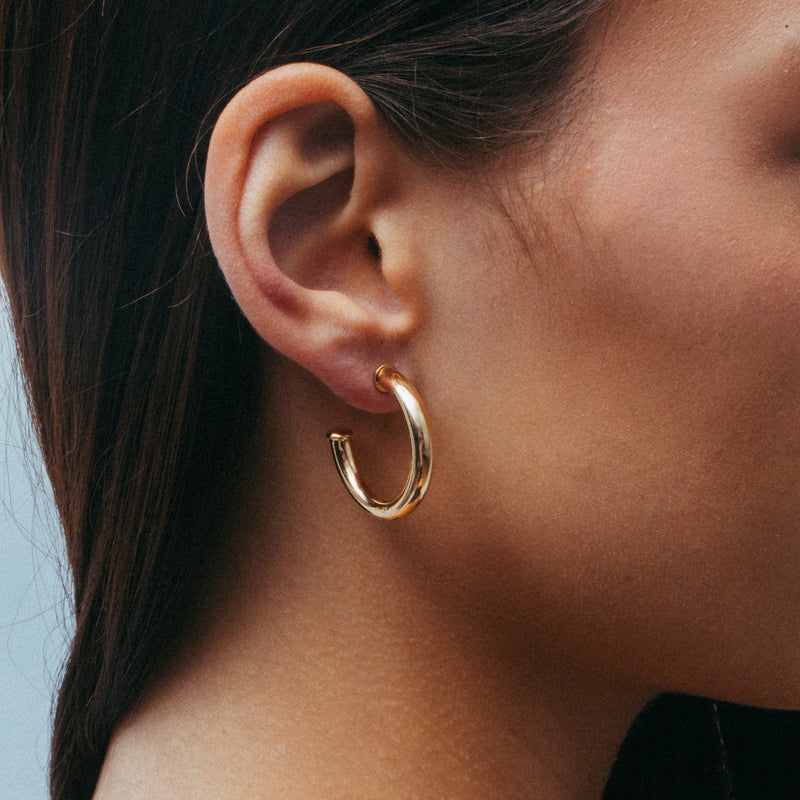 THE NATIEL ESSENTIAL HOOP EARRINGS