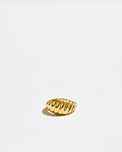 THE CROISSANT RING