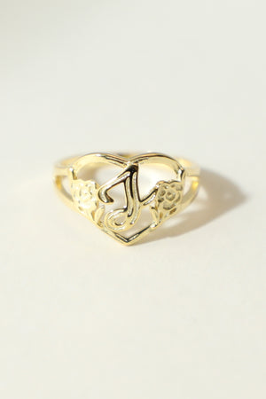 THE GOLD CUTOUT FLOWER HEART LETTER RING