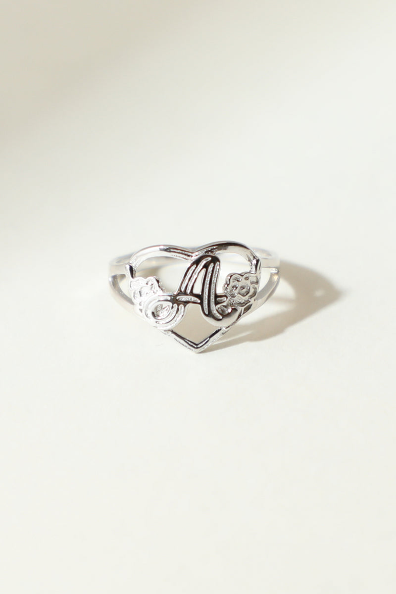 THE SILVER CUTOUT FLOWER HEART LETTER RING