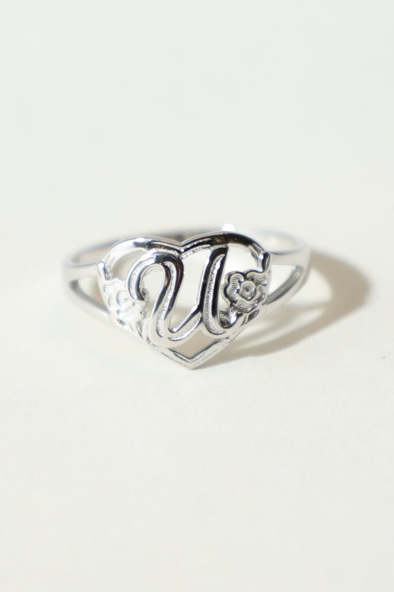 THE SILVER CUTOUT FLOWER HEART LETTER RING