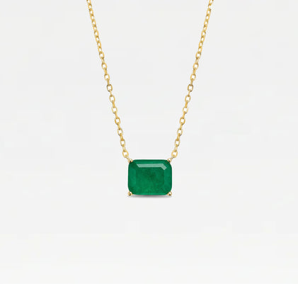 The Green Solitaire Emerald Necklace