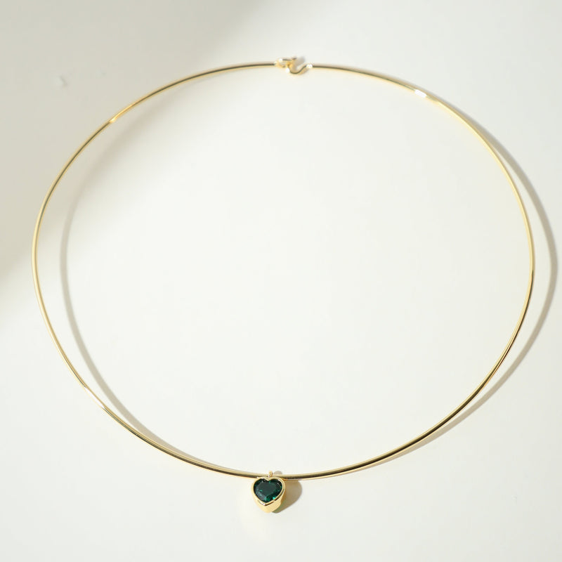 THE HEART PENDANT CHOKER