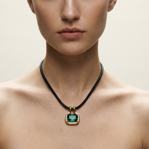 THE NAIA EMERALD PENDANT NECKLACE