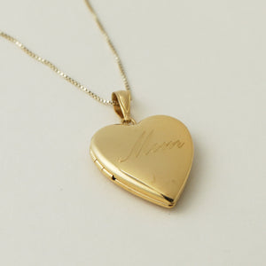 The Mom Engraved Photo Locket