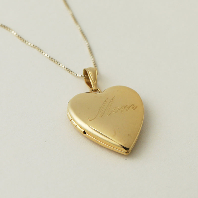 The Mom Engraved Photo Locket