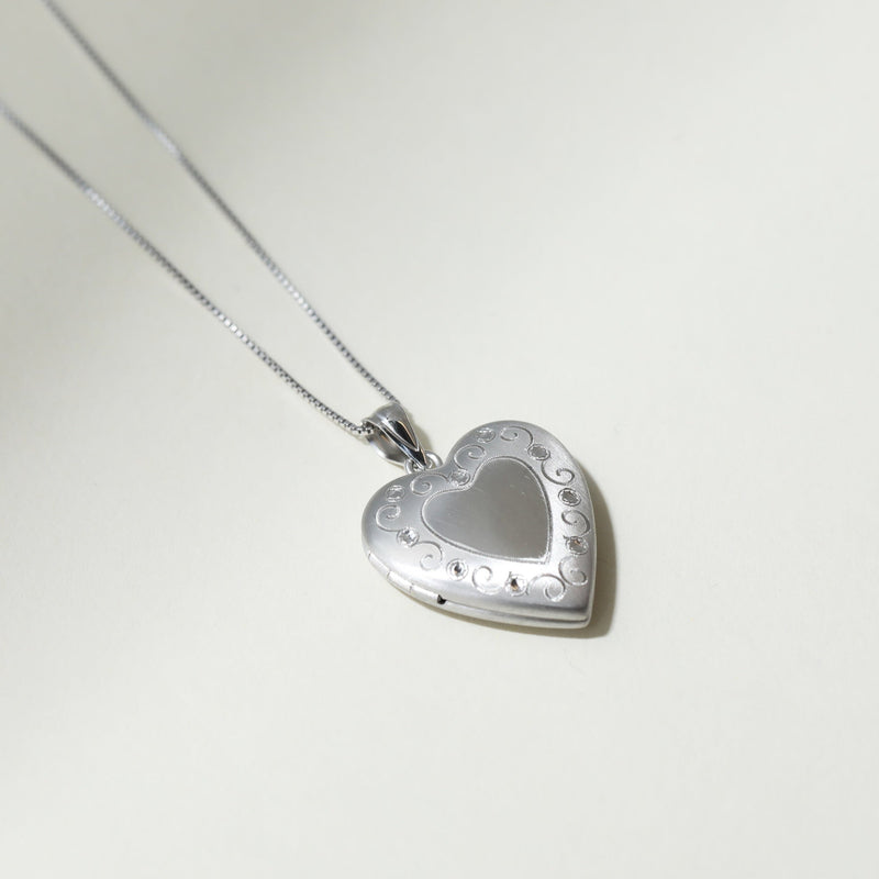The Eternal Heart Photo Locket