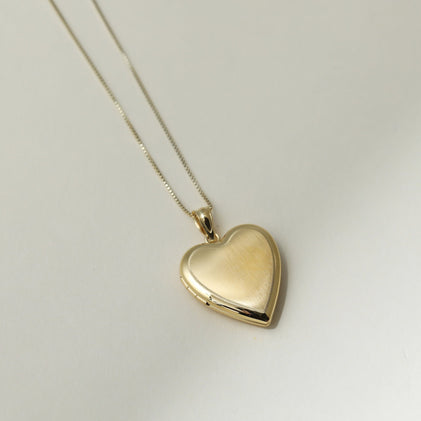 The Classic Heart Photo Locket