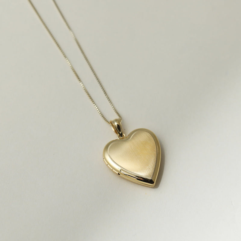 The Classic Heart Photo Locket