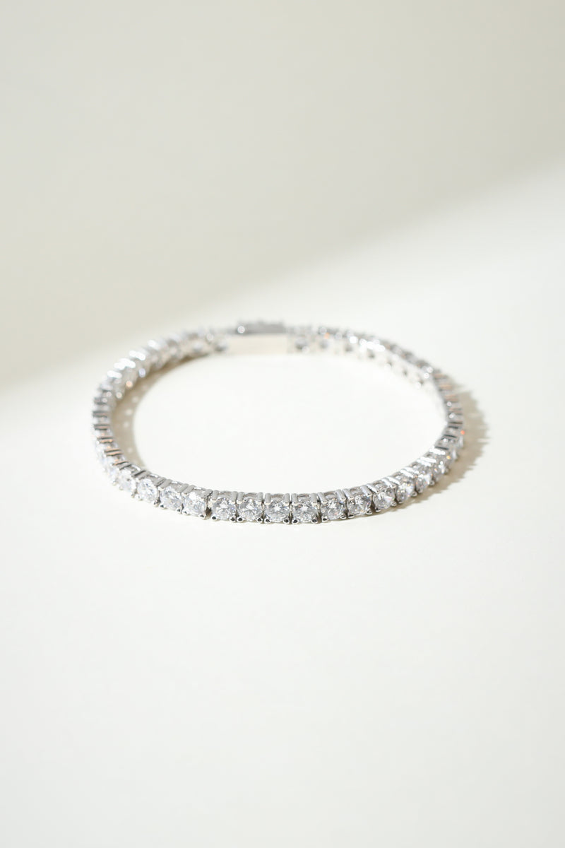 THE LARGE ESSENTIAL TENNIS BRACELET