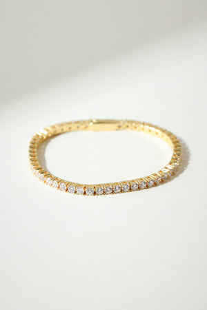 THE MEDIUM ESSENTIAL TENNIS BRACELET