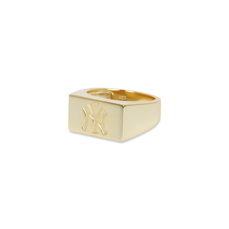 NY YANKEES SQUARE SIGNET RING – The M Jewelers