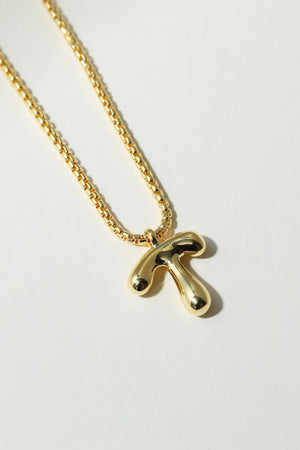 THE MULBERRY LETTER PENDANT NECKLACE