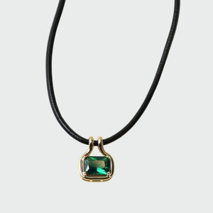 THE NAIA EMERALD PENDANT NECKLACE