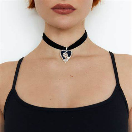 VIRGIN VELVET CHOKER SAPPHIRE BLUE (MIRROR PALAIS X THE M JEWELERS)