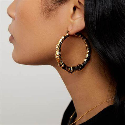 THE BAMBOO HOOP EARRING