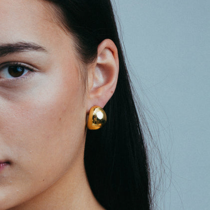 THE FORA HOOP EARRINGS