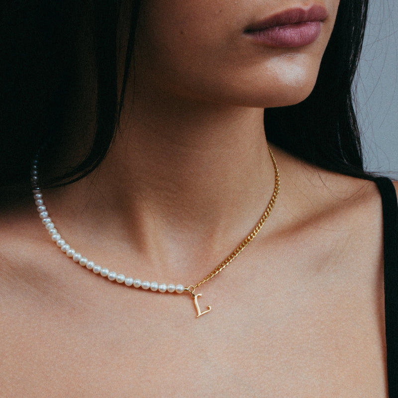 THE SCRIPT LETTER PEARL CURB NECKLACE