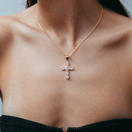 THE OVAL ICED OUT CROSS PENDANT NECKLACE