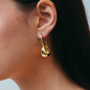 THE AMÉLIE FIGURE EARRINGS