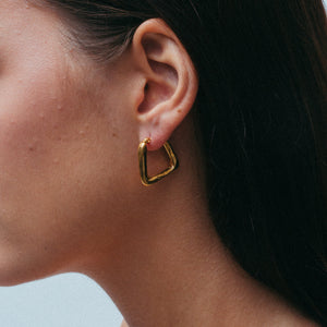 THE BOLD ANGULAR HOOPS