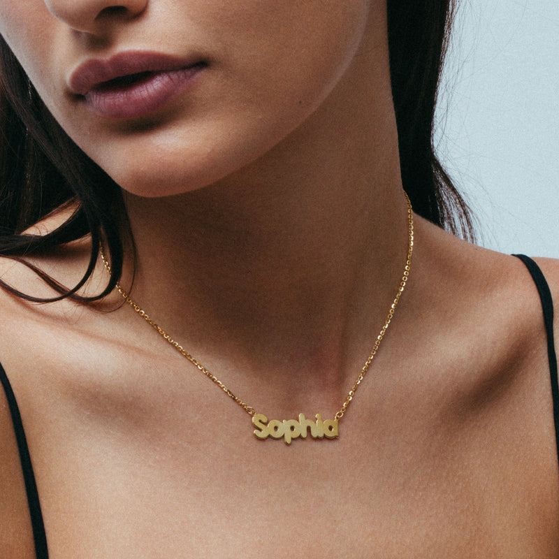 THE DAINTY BUBBLE NAMEPLATE NECKLACE