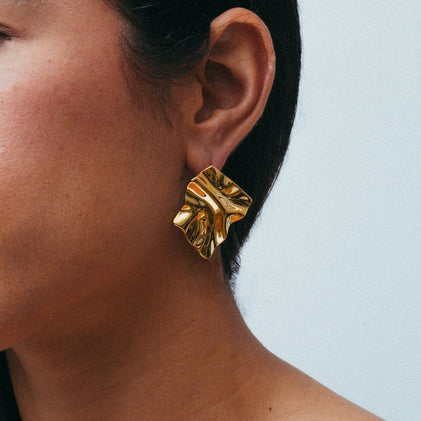 THE FLUIDE HEIRLOOM EARRING