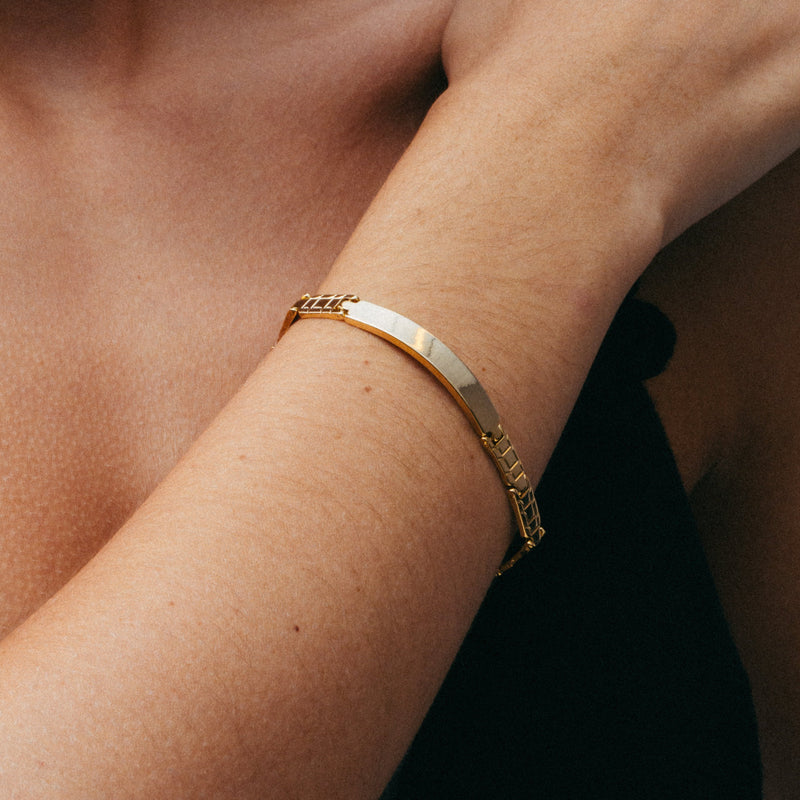 THE BOLD BAR HEIRLOOM BRACELET