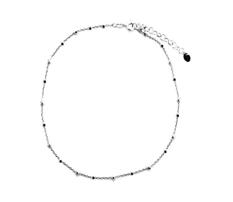 THE DAINTY BALL CHOKER