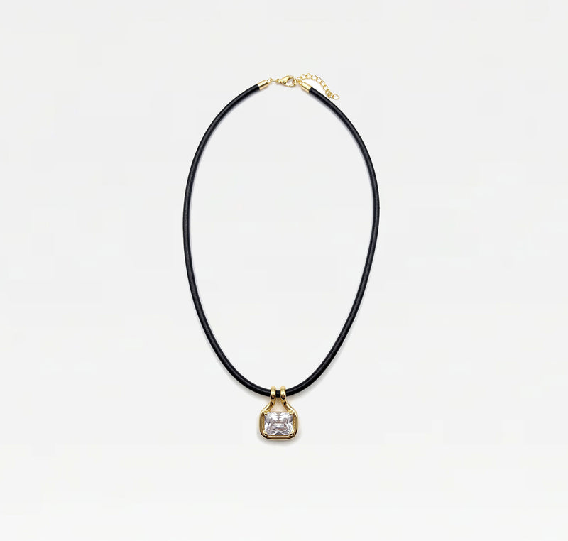 THE NAIA GEM PENDANT NECKLACE
