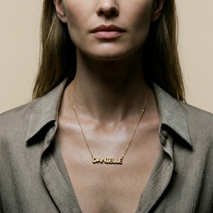 THE BUBBLE NAMEPLATE NECKLACE