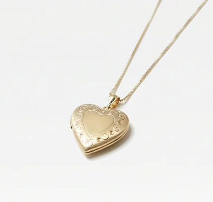 The Eternal Heart Photo Locket