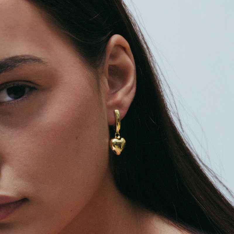 THE SANDRA HEART DROP EARRINGS