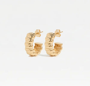 THE MARGAUX HUGGIE HOOPS