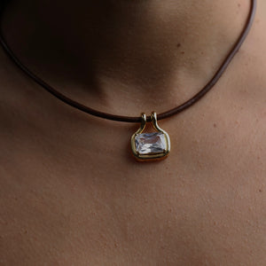 THE NAIA GEM PENDANT NECKLACE
