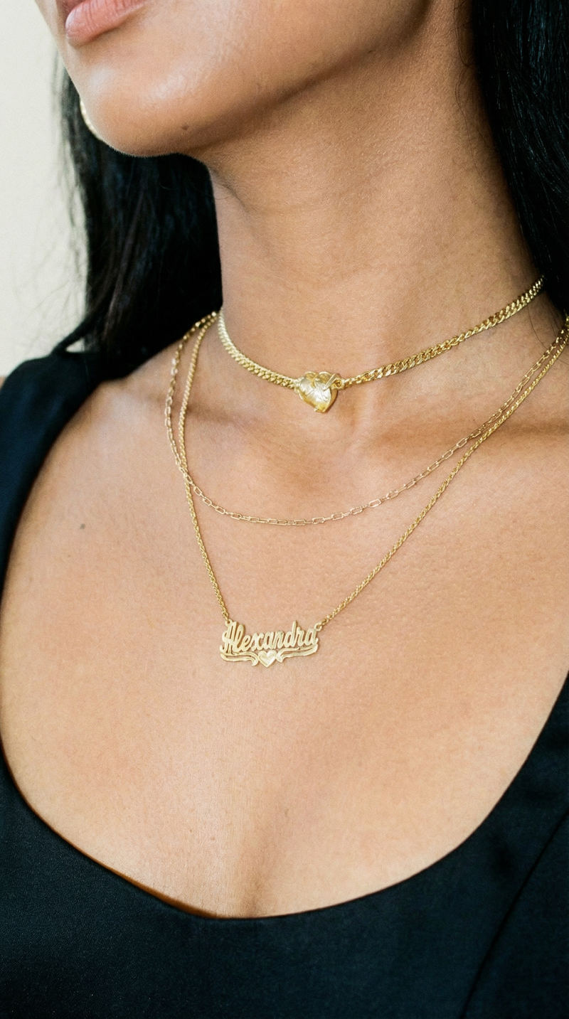 The Single Heart Rope Cut Nameplate Necklace