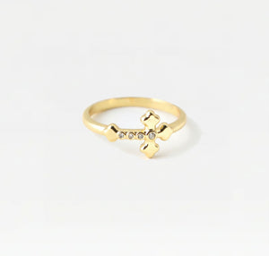 THE PAVE CROSS RING