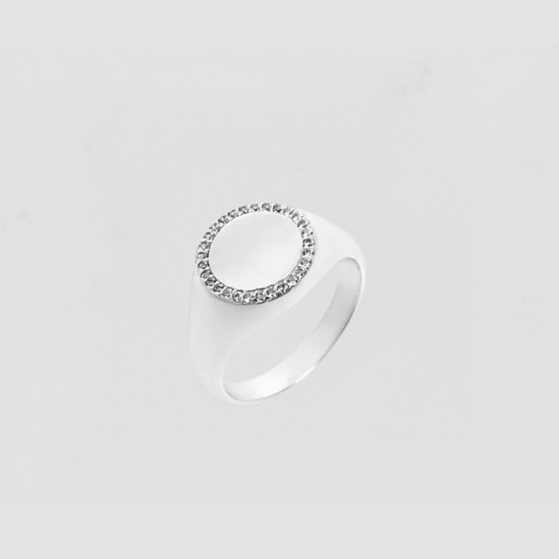 The Pavé Disc Signet Ring