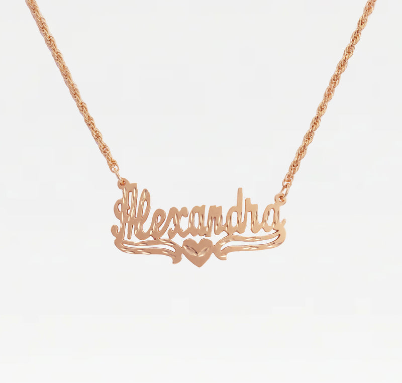 The Single Heart Rope Cut Nameplate Necklace