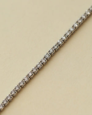 THE TINY THIN LAB TENNIS BRACELET
