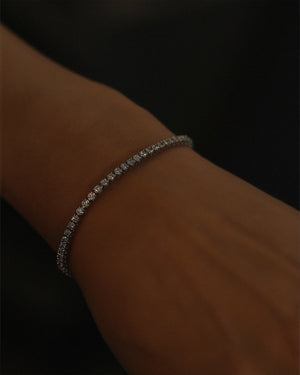 THE TINY THIN LAB TENNIS BRACELET