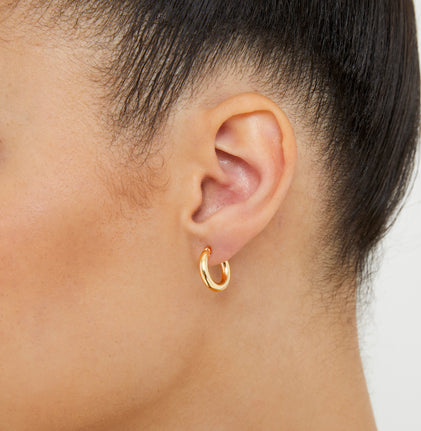 THE 14KT GOLD SMALL RAVELLO HOOPS