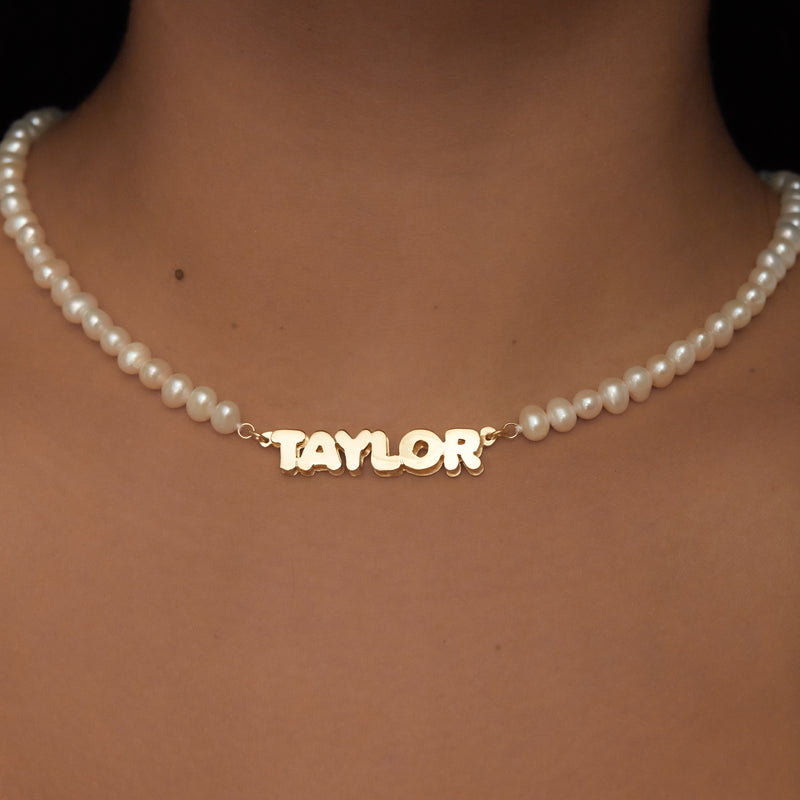 bubble letter nameplate pearl necklace