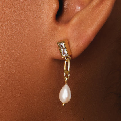 The MJ EARRINGS (ALEXANDER ROTH X THE M)