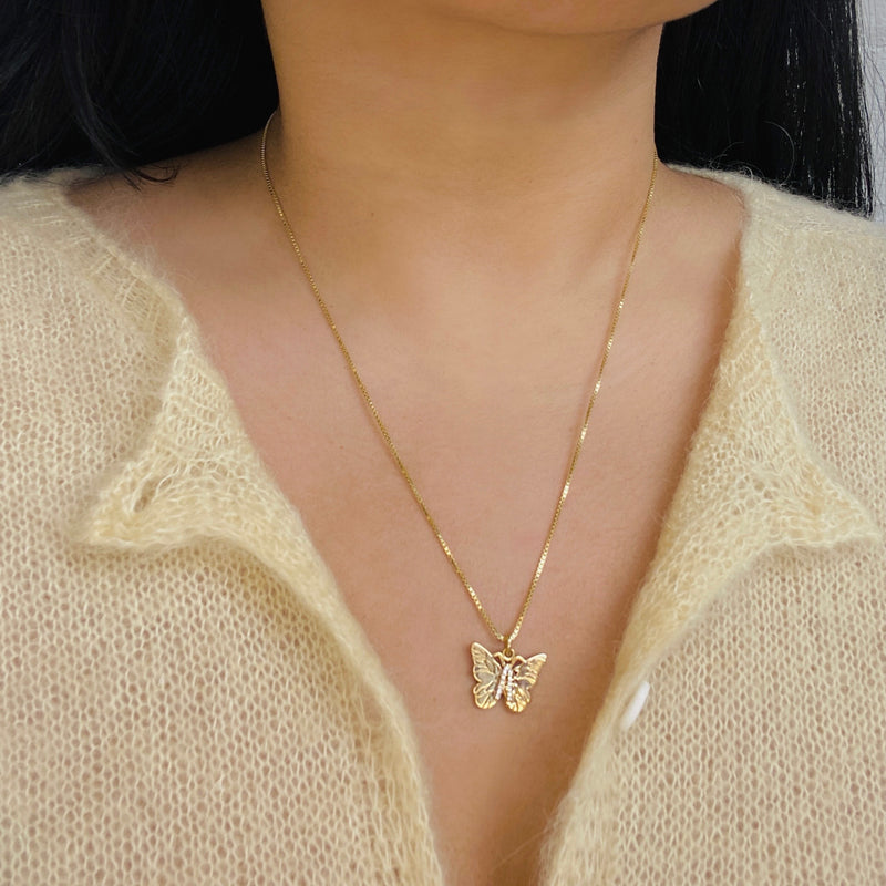 THE BUTTERFLY INITIAL PENDANT NECKLACE