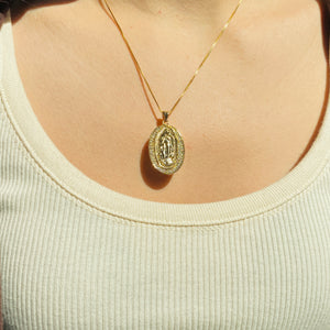 oval guadalupe pendant necklace